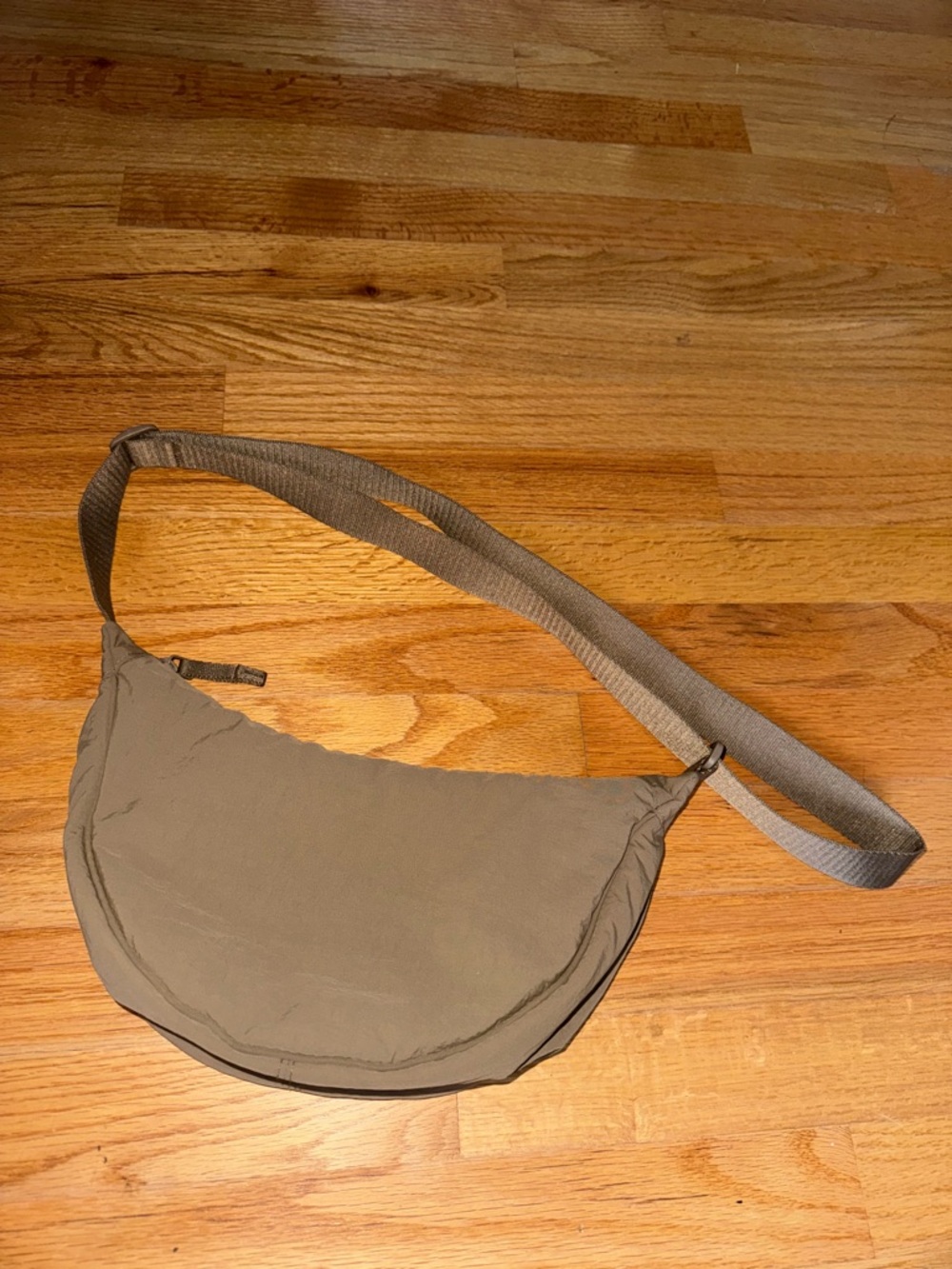 UNIQLO Round Mini Shoulder Bag Brown - Picture 2 of 6